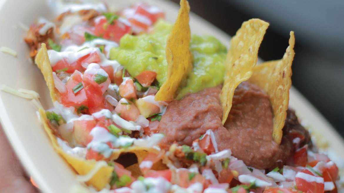 Nachos adornados